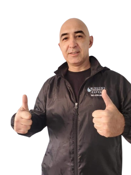 Windows Cleaning Expert Team Member